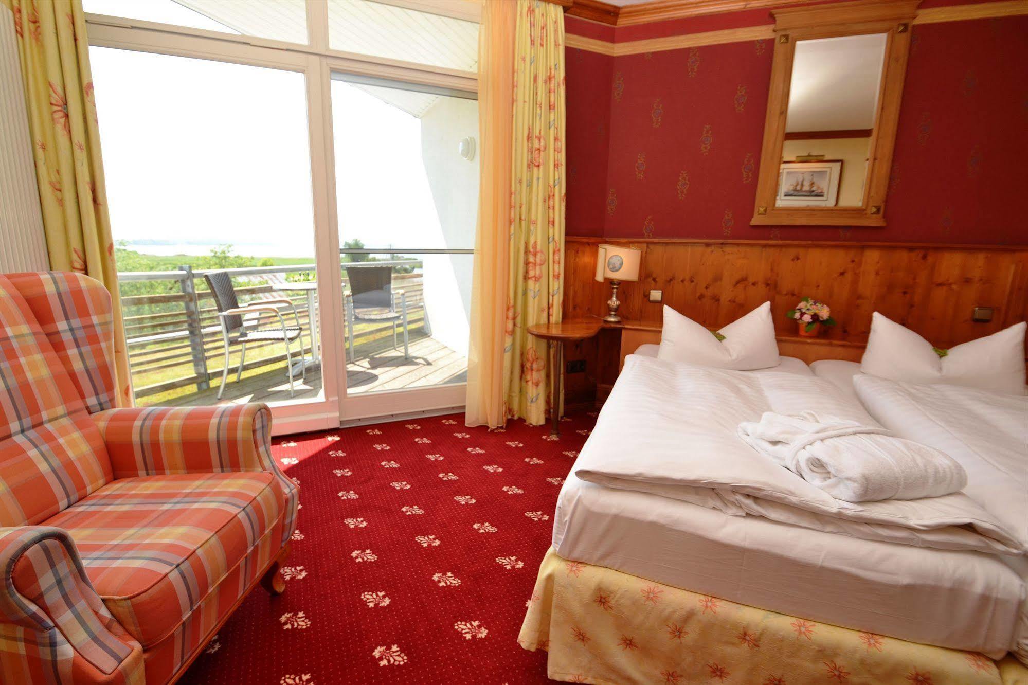 Solthus Hotel&Spa Баабе Екстериор снимка